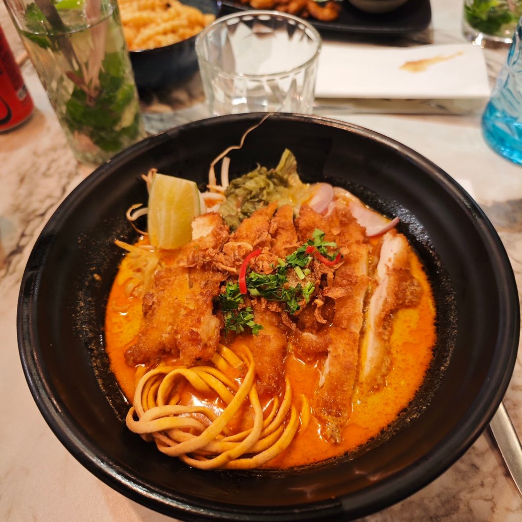 LAYNOU THAI KITCHEN 3